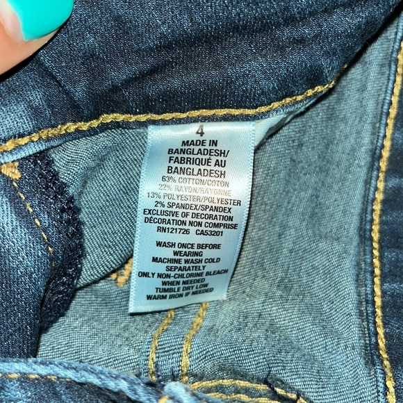 Aeropostale Midi shorts Size 4 - Picture 3 of 4